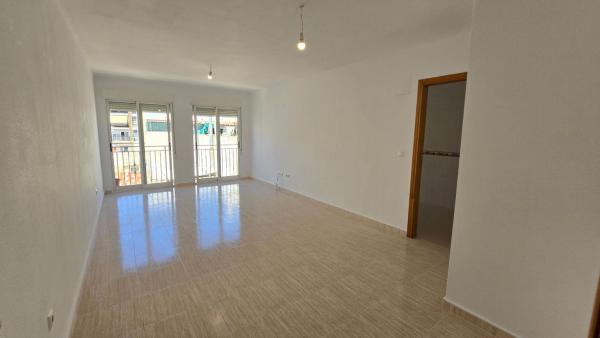 Venta de piso en Piso en Calvario-villafranqueza, Villafranqueza, Alicante / Alacant, Alicante / Alacant
thumbnail 2