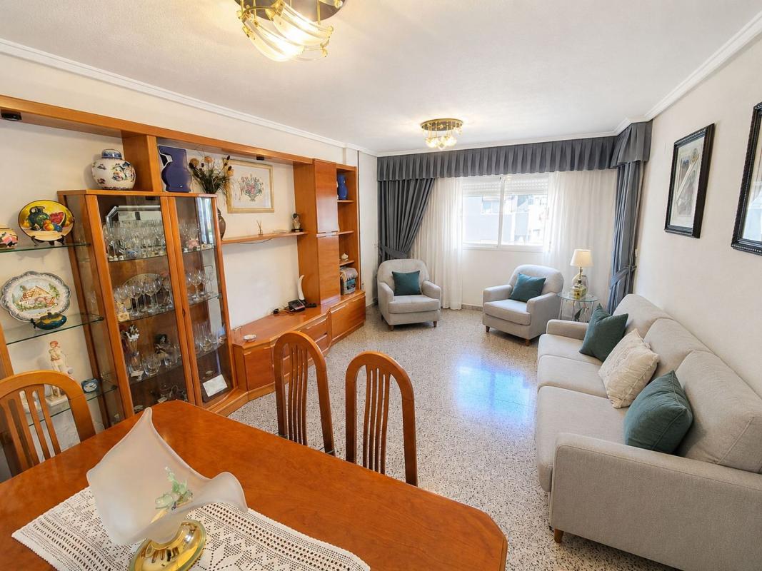 Venta de piso en Piso en Avenida Novelda, Los Ángeles, Alicante / Alacant, Alicante / Alacant
 photo 2