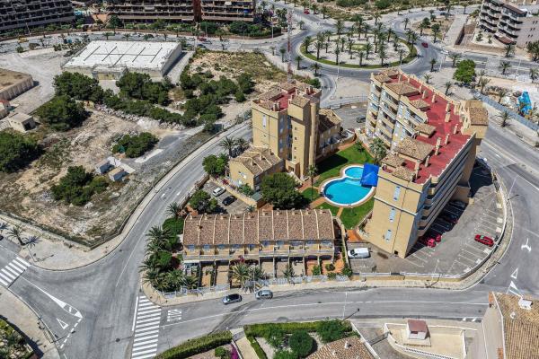 Casa o chalet independiente en Avenida Costa Blanca, Arenales del Sol, Elche / Elx photo 2