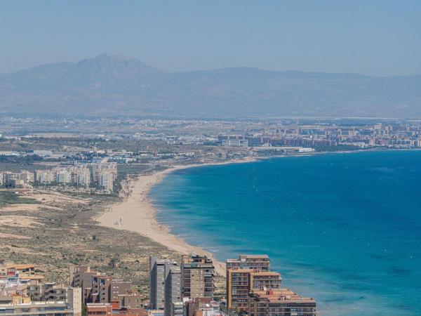 Casa o chalet independiente en Avenida Costa Blanca, Arenales del Sol, Elche / Elx photo 3