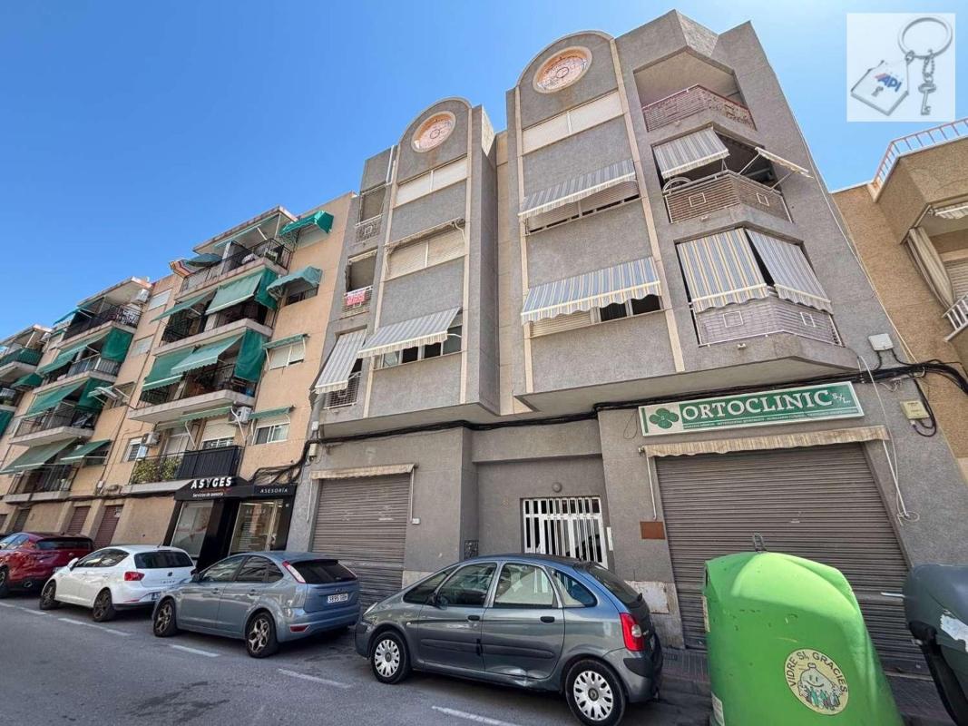 Sale of apartment in Piso en Calle Vg Mercedes, 65, Centro, Mutxamel, Mutxamel
photo 2