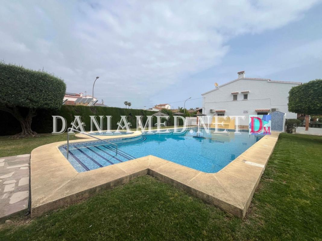 Properties for sale and rent in Spain photo 2