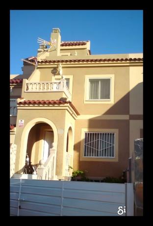 Chalet adosado en Calle Jorge Manrique, 30 CercadelcampoGolfAlenda, Monforte del Cid photo 1