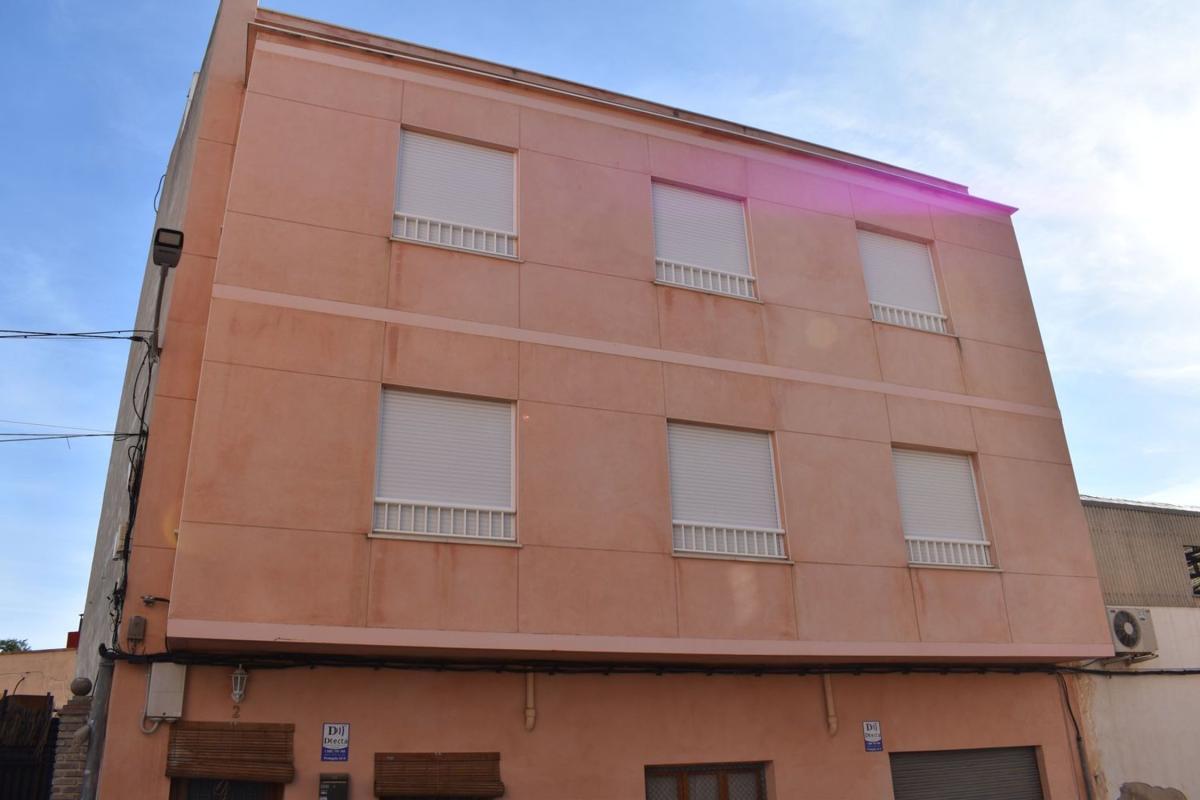 Propiedades en venta y alquiler en España photo 1