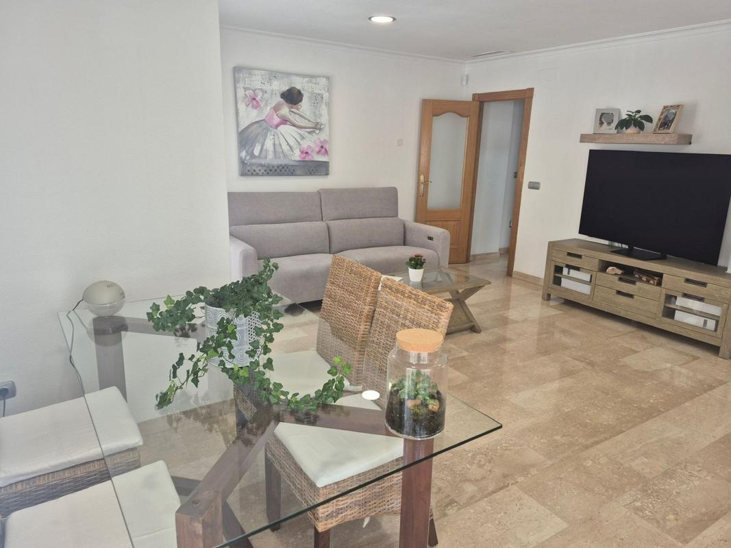 Venta de piso en Piso en Calle Reina Victoria, Pont Nou-Corazón de Jesús, Elche / Elx, Elche / Elx
photo 1