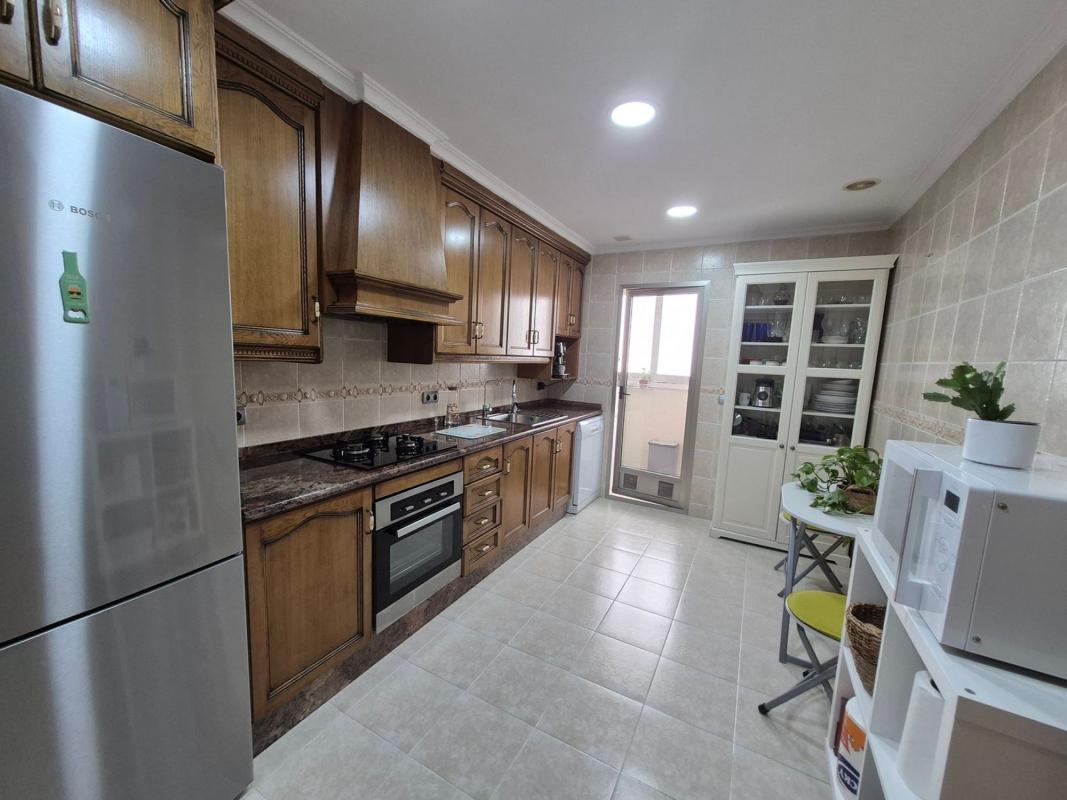 Venta de piso en Piso en Calle Reina Victoria, Pont Nou-Corazón de Jesús, Elche / Elx, Elche / Elx
photo 2
