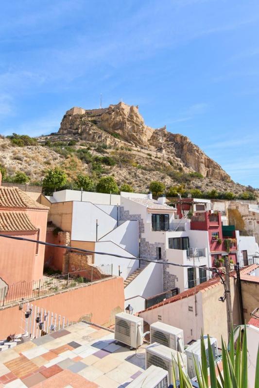 Propiedades en venta y alquiler en España photo 4