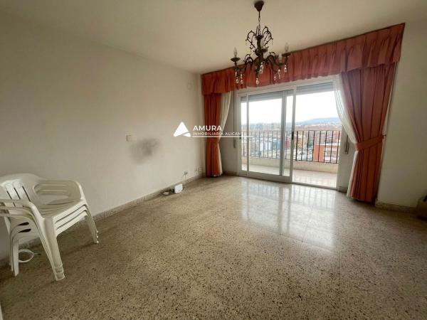 Venta de piso en Piso en Glorieta Poeta Vicente Mójica, 4, Santo Domingo, Alicante / Alacant, Alicante / Alacant
thumbnail 3