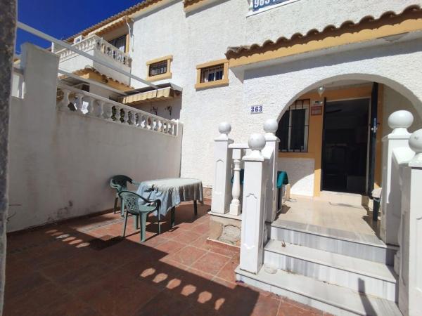 Chalet adosado en Avenida de Polonia, Monte y Mar, Gran Alacant photo 3