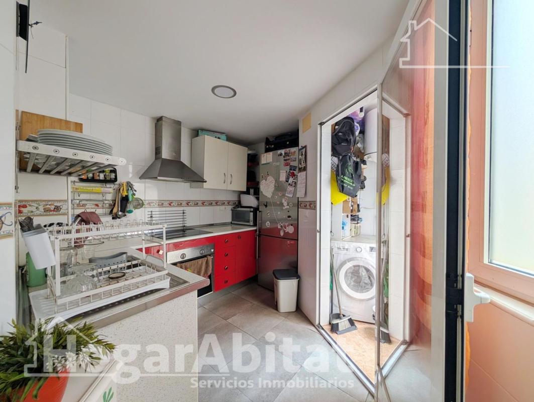 Venta de piso en Piso en Calle Alcalá Galiano, Carolinas Bajas, Alicante / Alacant, Alicante / Alacant
photo 5