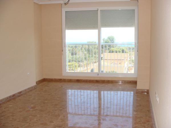 Venta de piso en Piso en Calle Migdia, 150, La Marina, Elche / Elx, Elche / Elx
photo 1