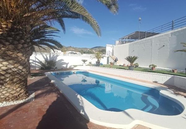 Casa o chalet independiente en Calle Columbretes, Petrer photo 1
