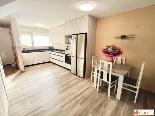 Casa o chalet independiente en Calle Columbretes, Petrer thumbnail 3