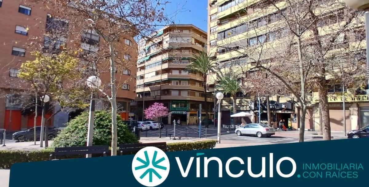 Sale of apartment in Piso en Plaza d'Amèrica, Campoamor, Alicante / Alacant, Alicante
photo 1