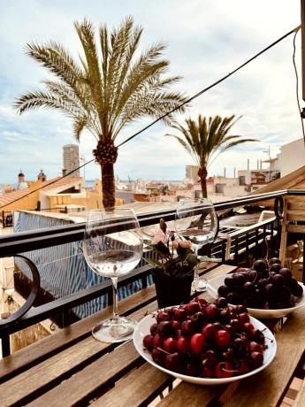 Venta de piso en Piso en Calle San Luis, 21, Casco Histórico-Santa Cruz, Alicante / Alacant, Alicante / Alacant
 photo 4