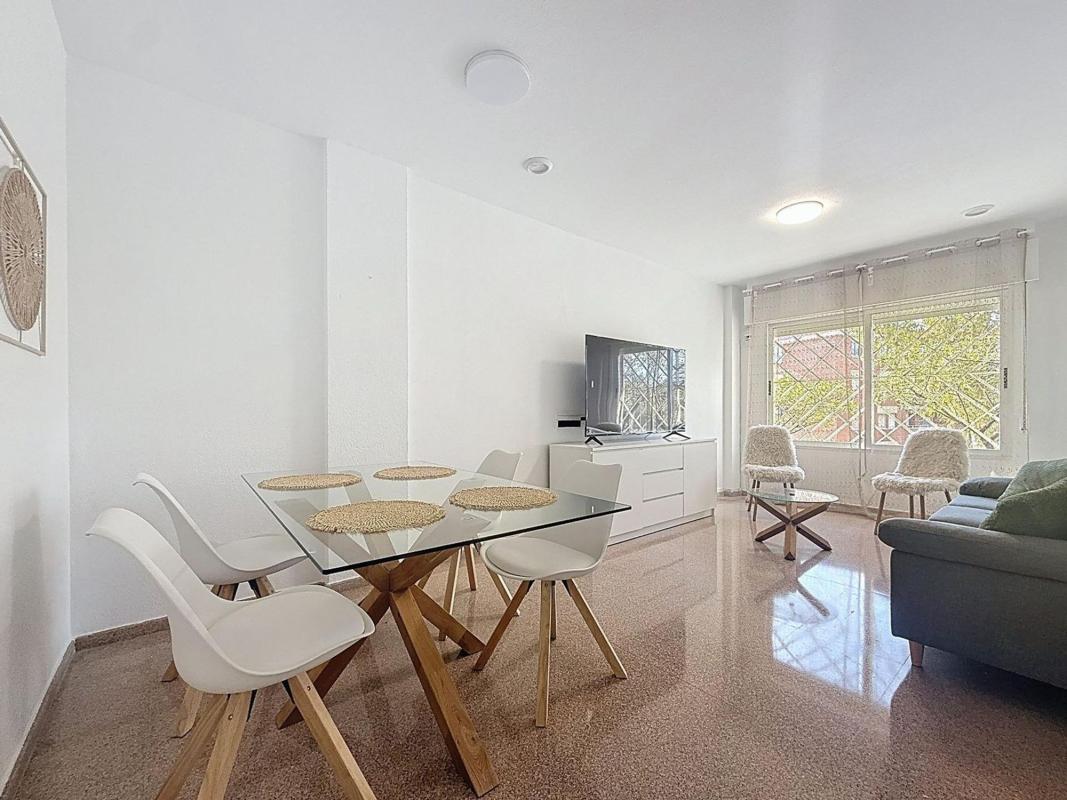 Продажа квартиры на Piso en Calle Escritor Enrique Cerdan Tato, San Blas, Alicante / Alacant, Аликанте / Алакант
photo 2