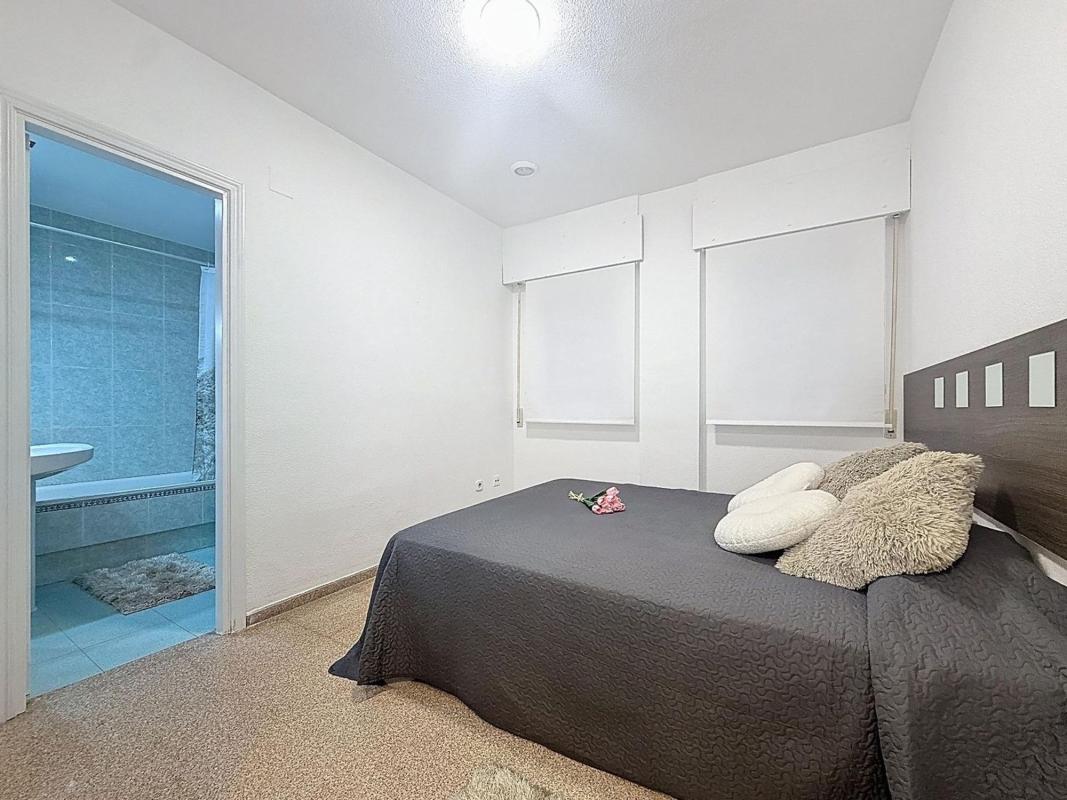 Продажа квартиры на Piso en Calle Escritor Enrique Cerdan Tato, San Blas, Alicante / Alacant, Аликанте / Алакант
photo 3