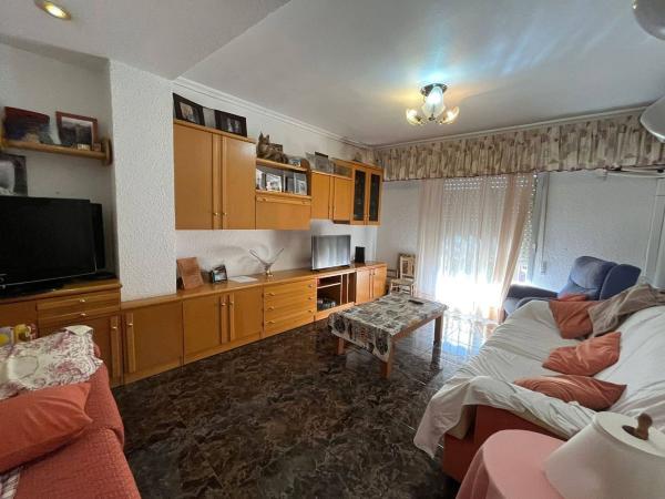 Продажа квартиры на Piso en Plaza Reis Catòlics, Raval de Santa Teresa-El Asilo, Elche / Elx, Эльче / Эльх
photo 1
