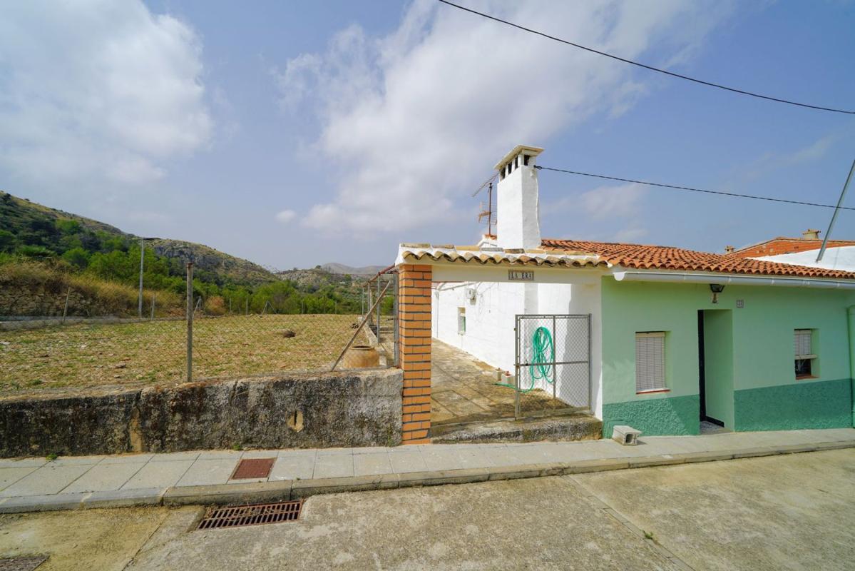 Propiedades en venta y alquiler en España photo 3