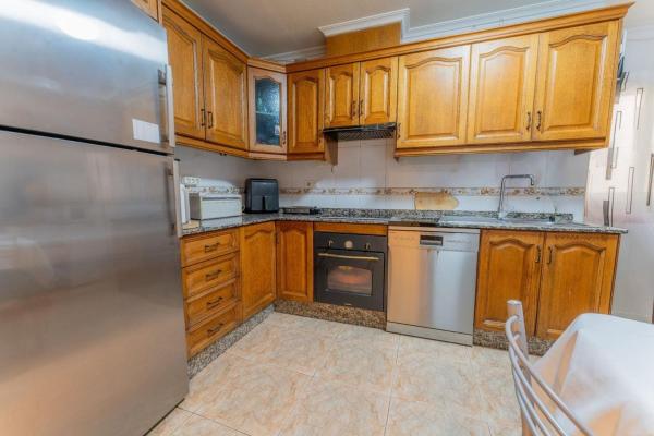 Продажа квартиры на Piso en Plaza Crevillente-Juzgados, Elche / Elx, Эльче / Эльх
photo 1