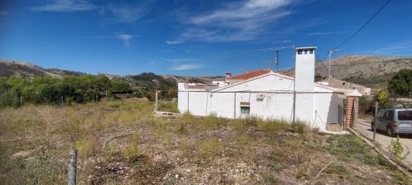 Chalet adosado en Calle de les Eres, Vall de Ebo thumbnail 3