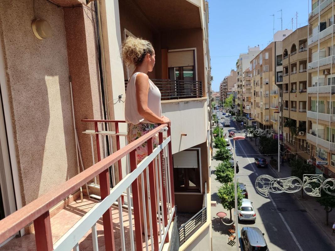 Продажа квартиры на Piso en Calle Reina Victoria, 56, Pont Nou-Corazón de Jesús, Elche / Elx, Эльче / Эльх
photo 2