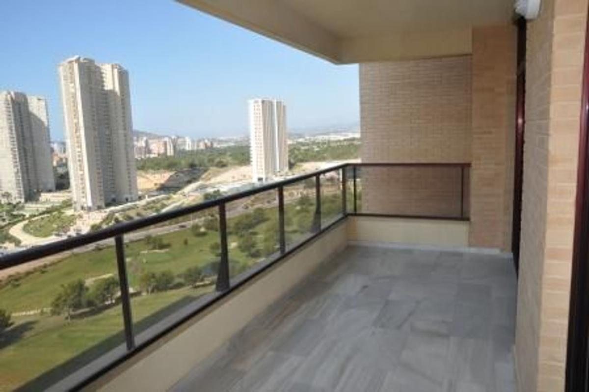 Venta de piso en Piso en Calle Presidente Adolfo Suárez, 12, Pueblo Poniente, Benidorm, Benidorm
photo 5