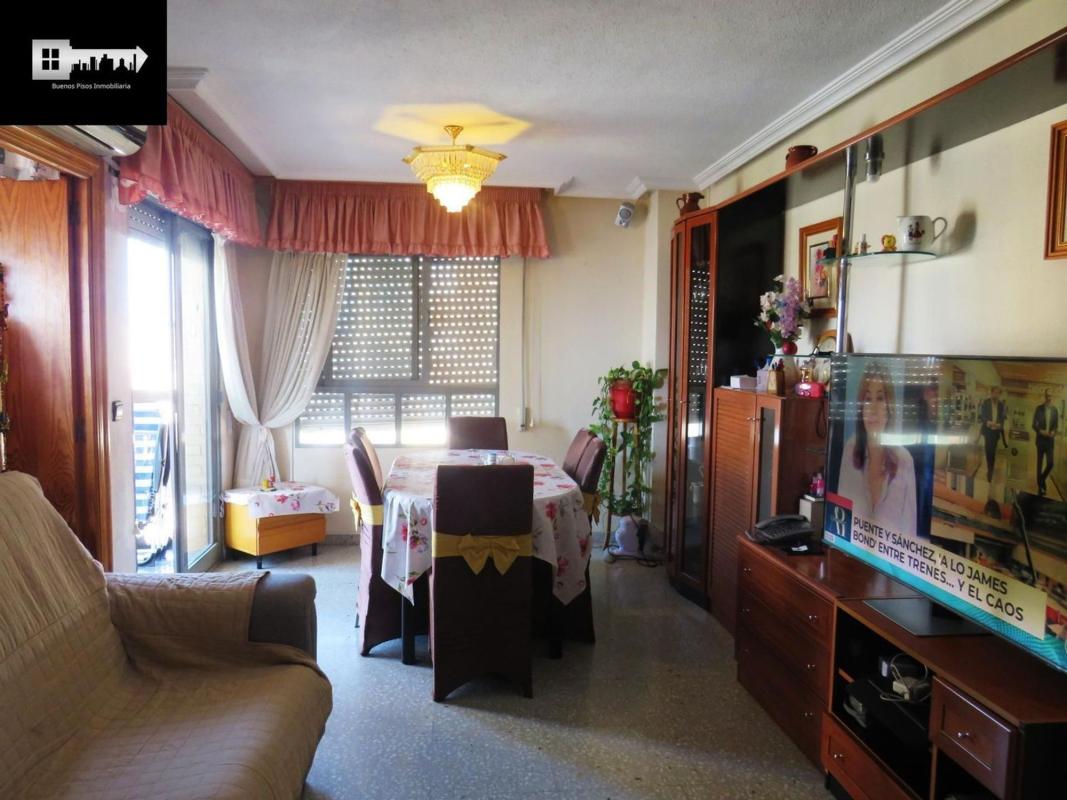 Sale of apartment in Piso en Calle Hermanos Machado, Babel, Alicante / Alacant, Alicante
 photo 2