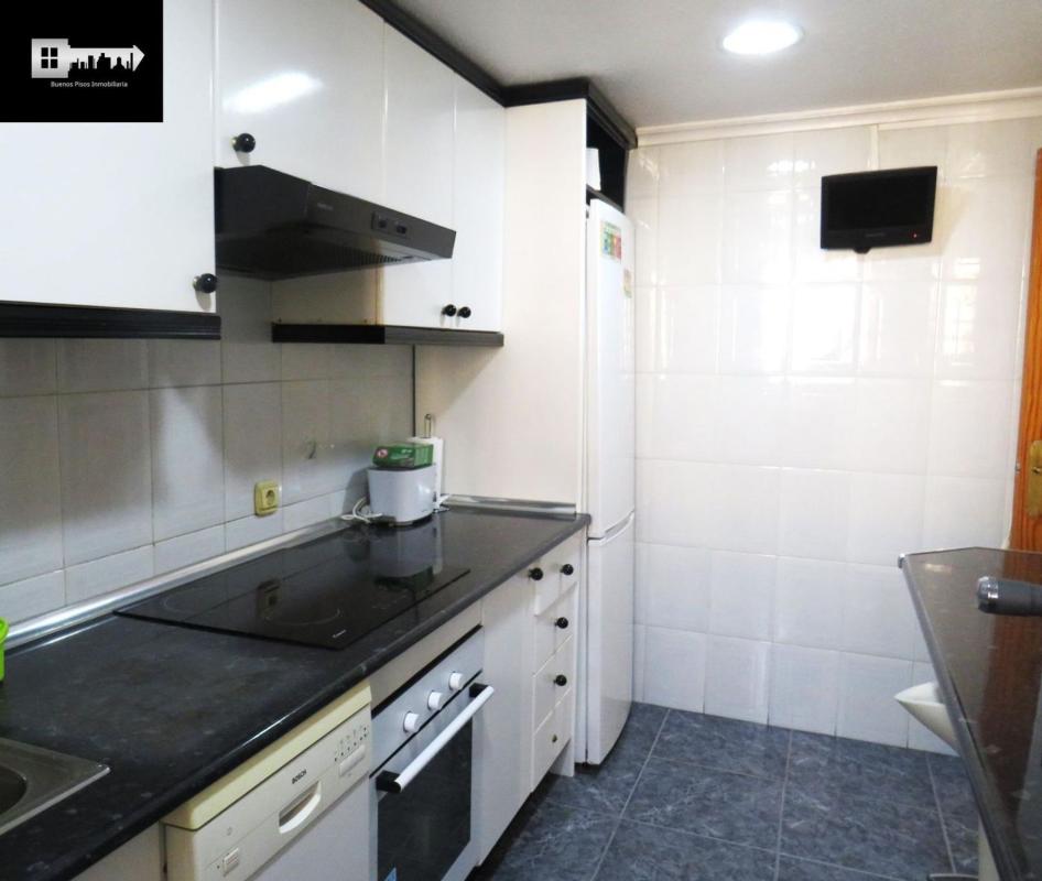 Sale of apartment in Piso en Calle Hermanos Machado, Babel, Alicante / Alacant, Alicante
 photo 3