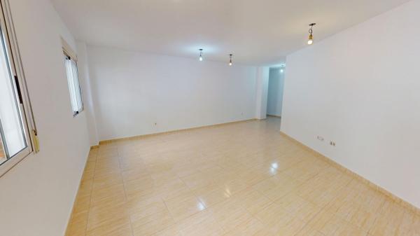 Venta de piso en Piso en Calle Calvario, Villafranqueza, Alicante / Alacant, Alicante / Alacant
thumbnail 2