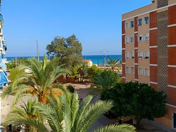 Venta de piso en Piso en Calle del Arquitecto Jover, Raval Roig-Virgen del Socorro, Alicante / Alacant, Alicante / Alacant
 photo 1