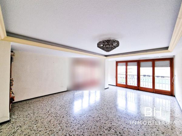 Sprzedaż mieszkania w Piso en Pont Nou-Corazón de Jesús, Elche / Elx, Elche / Elx
photo 1