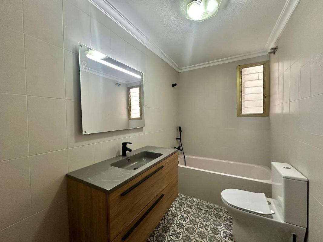 Venta de piso en Piso en Calle Oscar Esplá, Pont Nou-Corazón de Jesús, Elche / Elx, Elche / Elx
photo 2