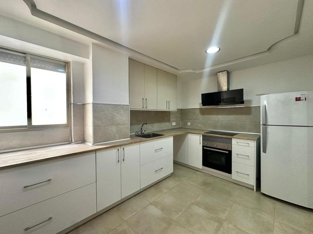 Venta de piso en Piso en Calle Oscar Esplá, Pont Nou-Corazón de Jesús, Elche / Elx, Elche / Elx
photo 3