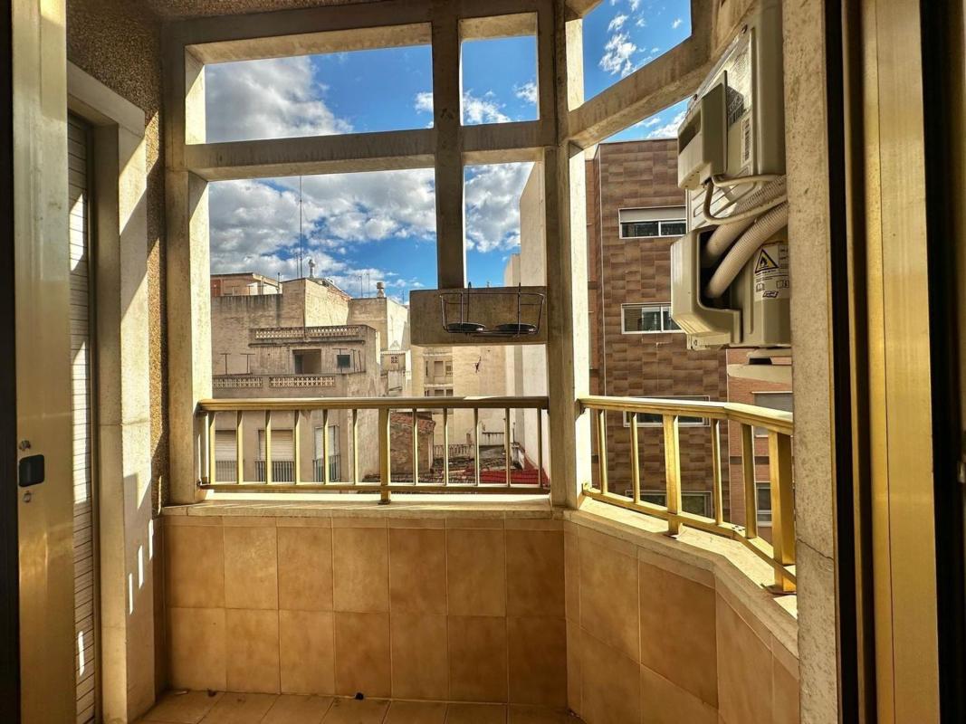 Sprzedaż mieszkania w Piso en Calle Oscar Esplá, Pont Nou-Corazón de Jesús, Elche / Elx, Elche / Elx
photo 5