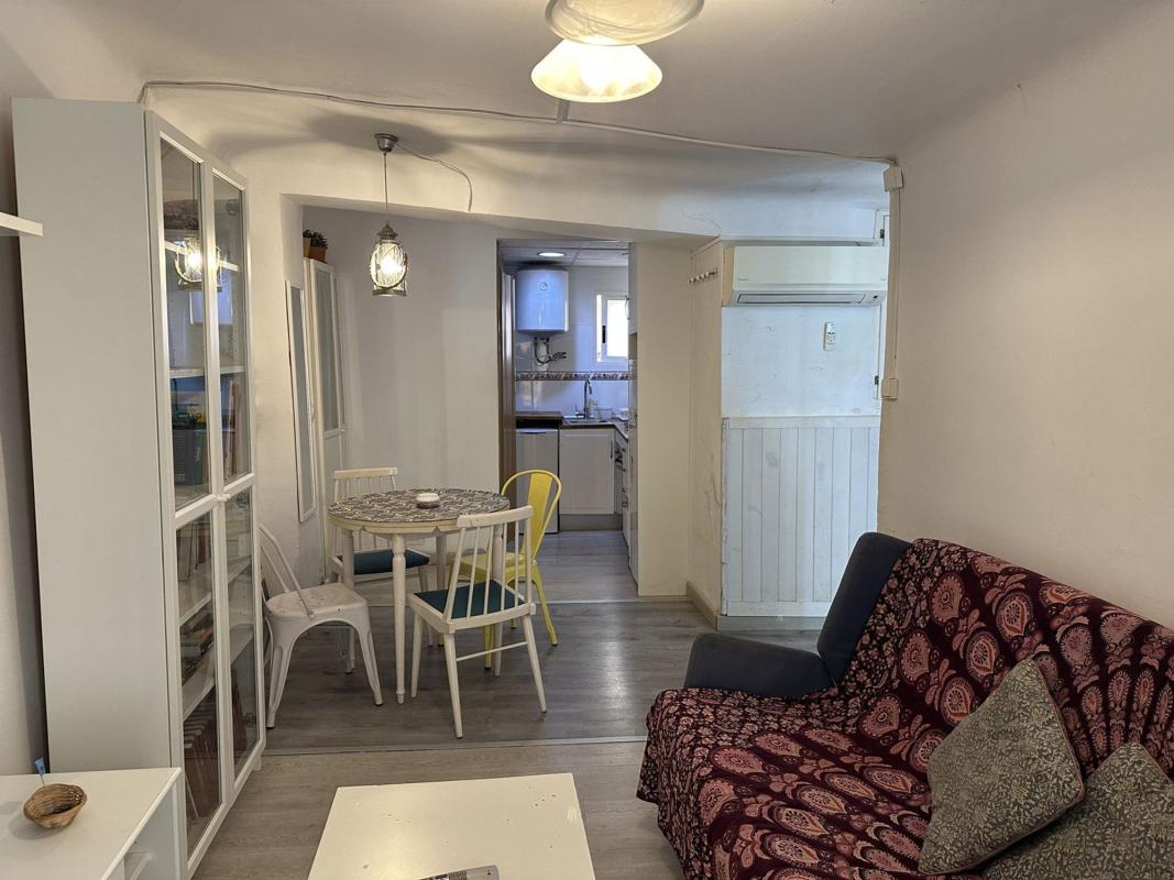 Продажа квартиры на Piso en Cisneros, 4, Casco Histórico-Santa Cruz, Alicante / Alacant, Аликанте / Алакант
 photo 5