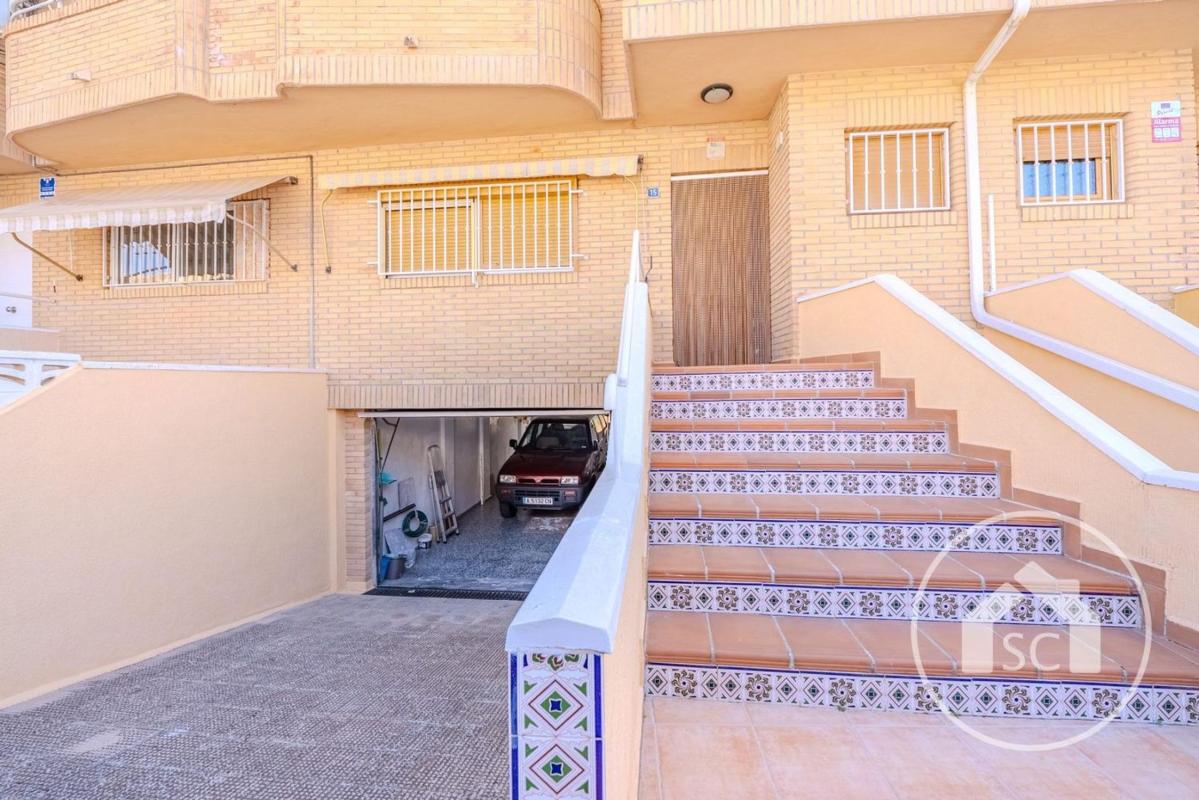 Propiedades en venta y alquiler en España photo 1