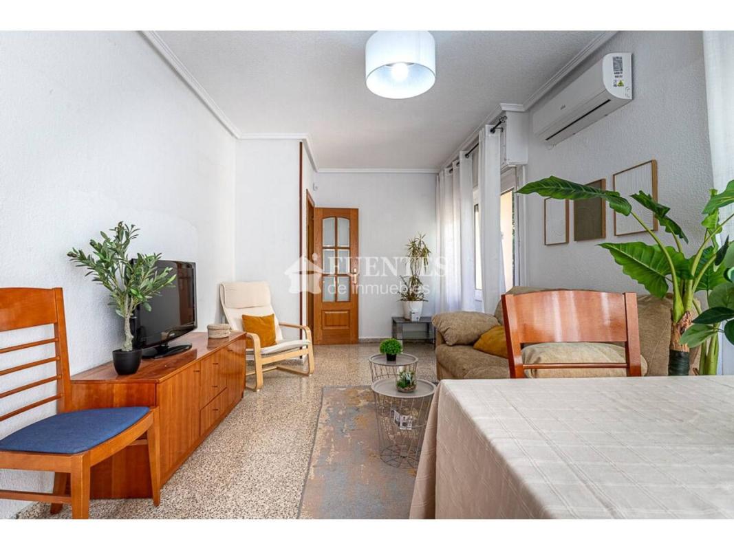 Venta de piso en Piso en Calle Teniente Llorca, Campoamor, Alicante / Alacant, Alicante / Alacant
photo 2