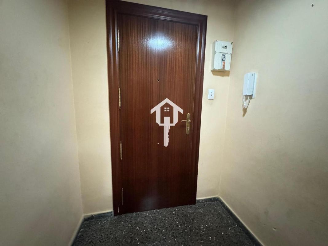 Venta de piso en Piso en Avenida Catedratico Soler, Benalúa, Alicante / Alacant, Alicante / Alacant
 photo 3
