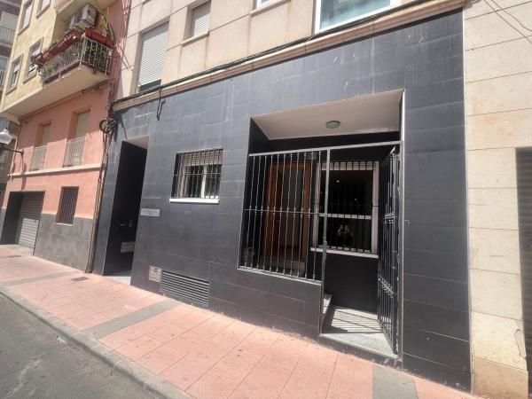 Chalet adosado en Calle Daoíz, 34, Centro, Elche / Elx photo 4