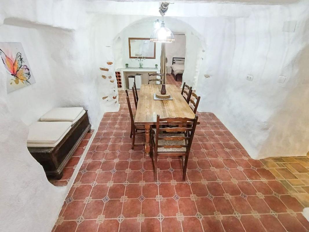 Propiedades en venta y alquiler en España photo 4