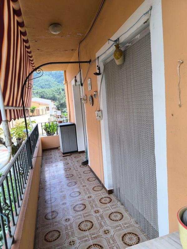 Propiedades en venta y alquiler en España photo 1