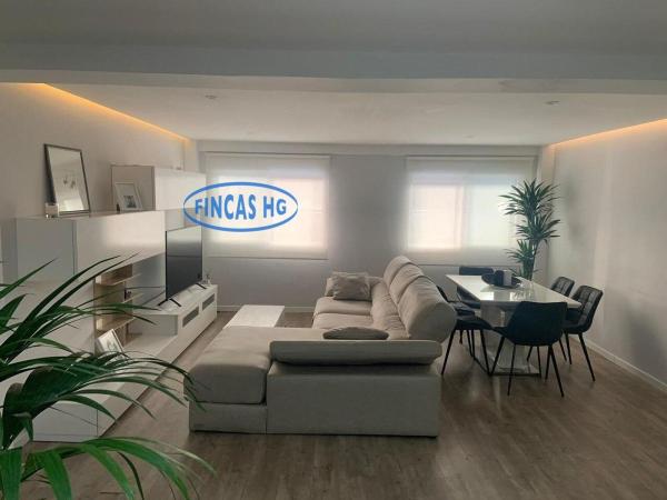 Venta de piso en Piso en San Blas, Alicante / Alacant, Alicante / Alacant
 photo 2