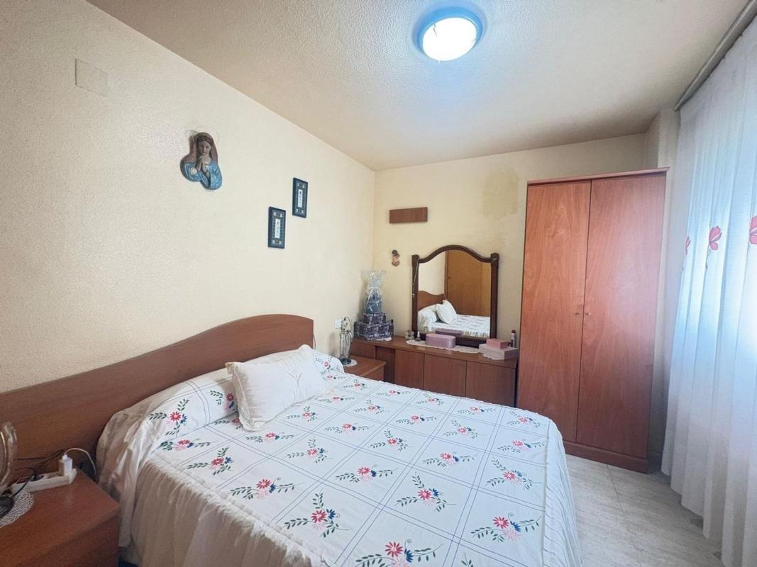 Venta de piso en Piso en Altozano, Alicante / Alacant, Alicante / Alacant
 photo 4