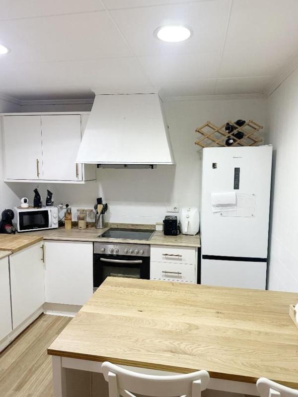 Properties for sale and rent in Spain photo 4