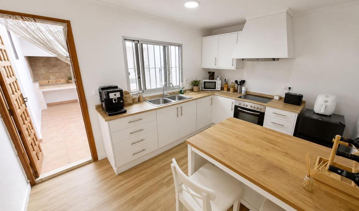 Properties for sale and rent in Spain photo 5