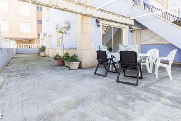 Chalet adosado en Calle Consueta, Tamarit - Playa Lissa, Santa Pola thumbnail 2