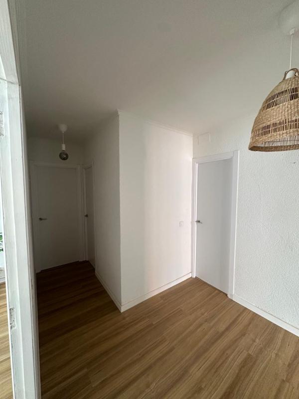 Недвижимость на продажу и в аренду в Испании photo 5