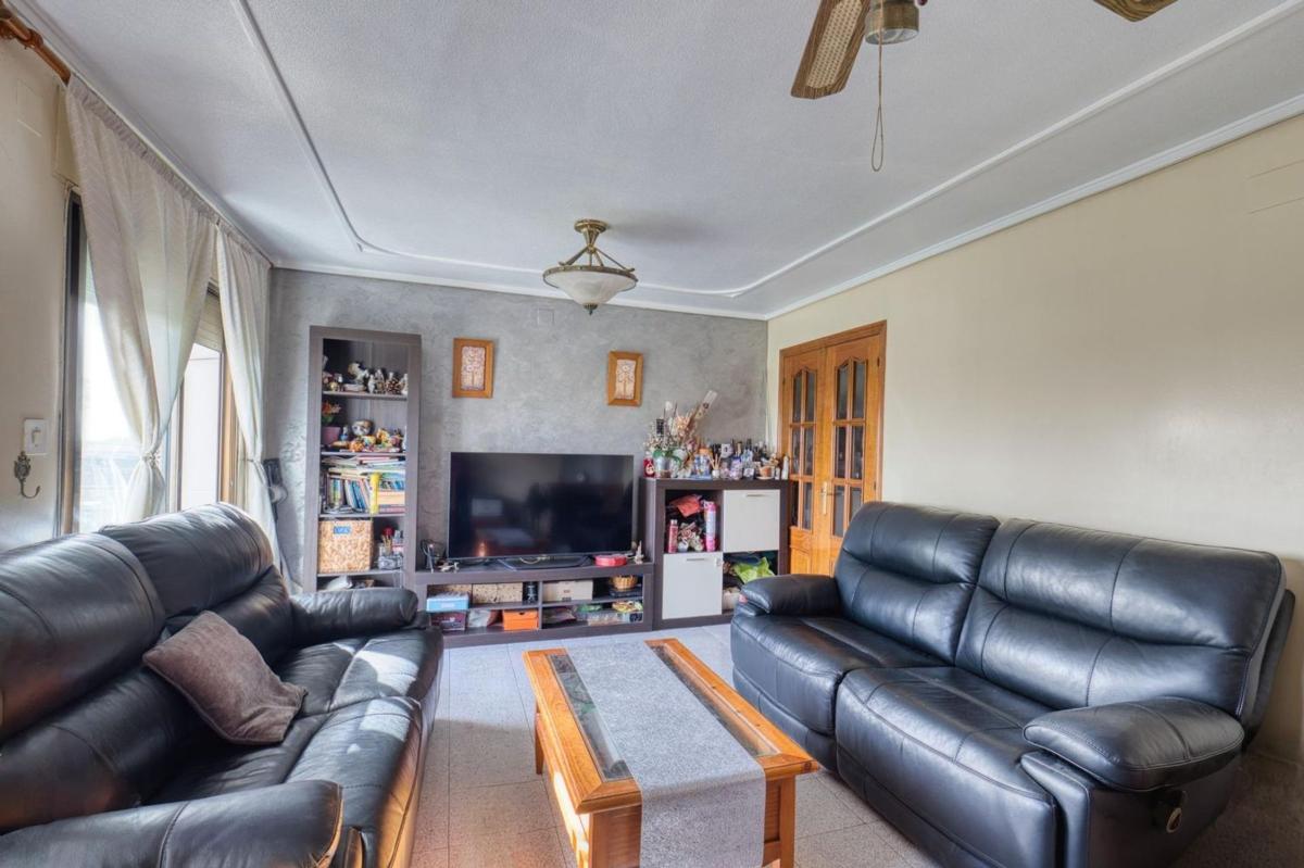 Продажа квартиры на Piso en Avenida de l'Alegría, 112, La Marina, Elche / Elx, Эльче / Эльх
 photo 3
