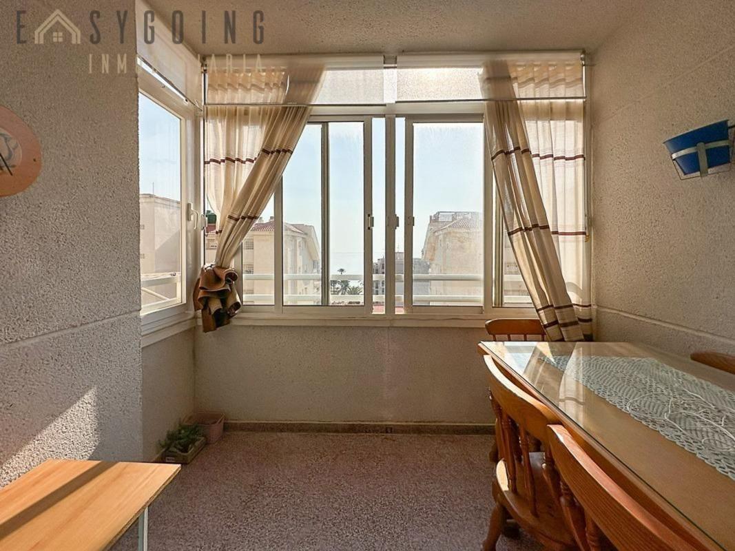 Venta de piso en Piso en Calle Málaga, Arenales del Sol, Elche / Elx, Elche / Elx
photo 3
